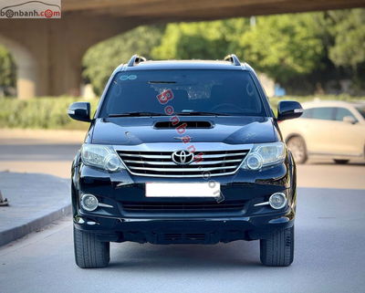 Xe Toyota Fortuner 2.4G 4x2 MT 2016