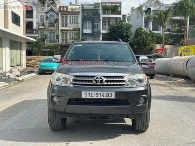 Xe Toyota Fortuner 2.5G 2011