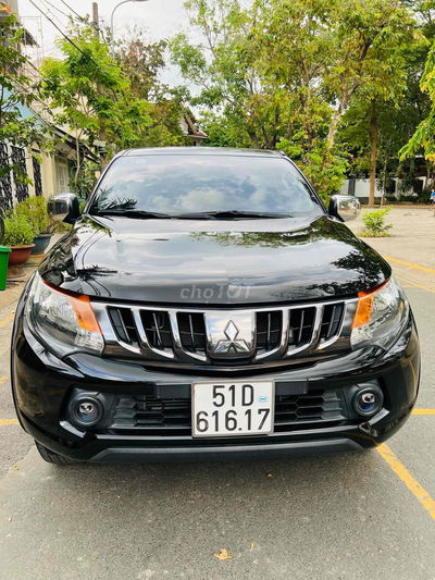 Mitsubishi Triton 2019 4x2 MT cực đẹp - 92000 km