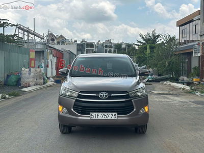 Xe Toyota Innova 2.0E 2016