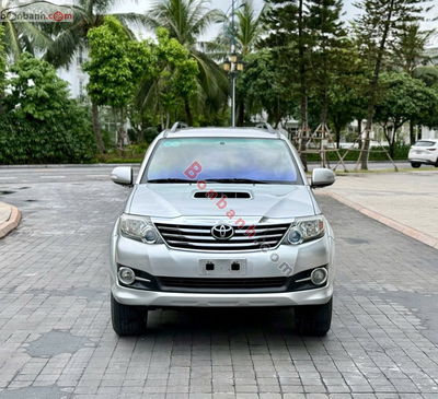 Xe Toyota Fortuner 2.5G 2015