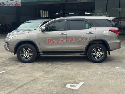Xe Toyota Fortuner 2.4G 4x2 MT 2020
