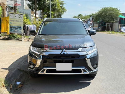 Xe Mitsubishi Outlander 2.0 CVT 2022