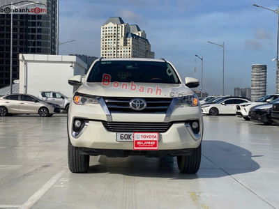 Xe Toyota Fortuner 2.7V 4x2 AT 2019