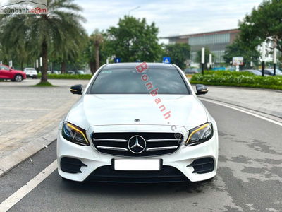 Xe Mercedes Benz E class E300 AMG 2019