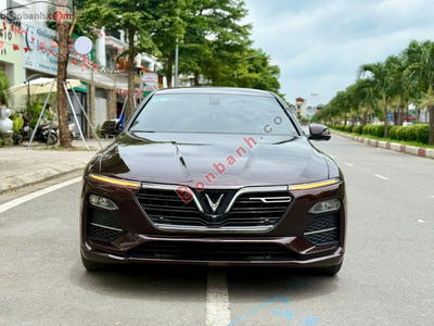 Xe VinFast Lux A 2.0 Plus 2.0 AT 2021