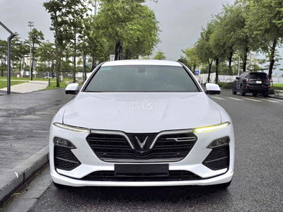 VinFast Lux A2.0 PLUS 2022 - 20000 km