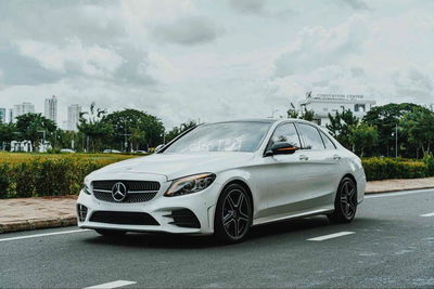 Mercedes Benz C Class 2021 C 300 AMG - 24000 km