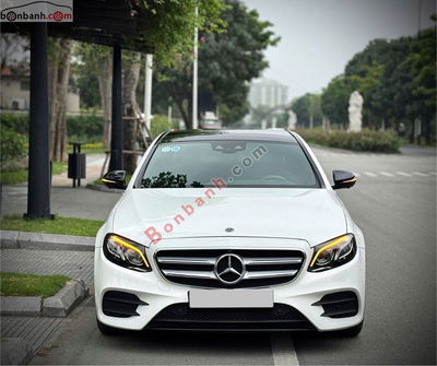 Xe Mercedes Benz E class E300 AMG 2019
