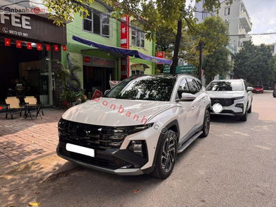 Xe Hyundai Tucson 1.6 AT Turbo HTRAC Đặc biệt 2025