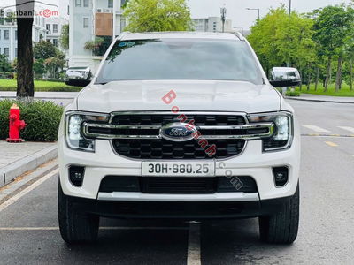 Xe Ford Everest Titanium 2.0L 4x2 AT 2022