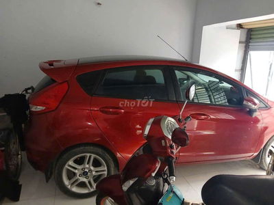 Ford Fiesta 2013 1.6 AT Hatchback - 60 km