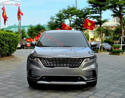 Xe Kia Carnival Premium 2.2D 2022