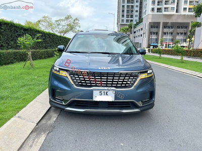 Xe Kia Carnival Signature 2.2D 2022