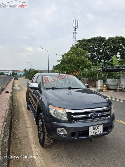 Ford Ranger XLT 2.2L 4x4 MT 2015 - 355 Triệu