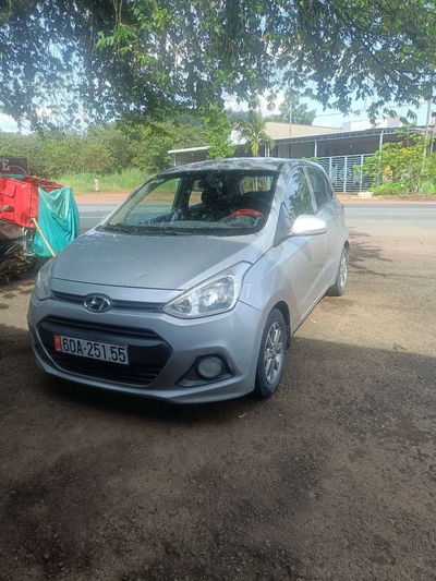Hyundai Grand i10 2015 1.0 Base - 678 km