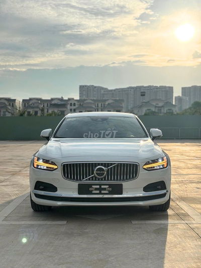 Volvo S90 T6 Inscription AWD 2020-Chuẩn Xe An Toàn