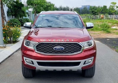 FORD EVEREST TITANIUM 2WD 2021, ĐỎ, 5V6 KM HT GÓP.
