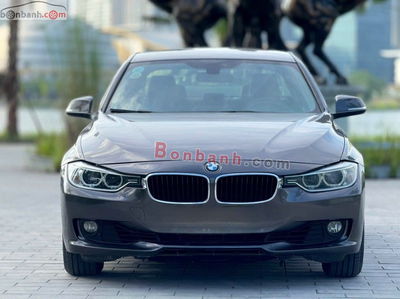 Xe BMW 3 Series 320i 2013
