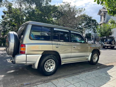 Mitsubishi Pajero 20*** km