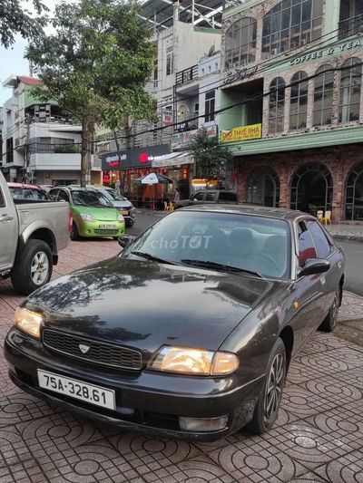 Nissan bluebird AT chất xe đẹp