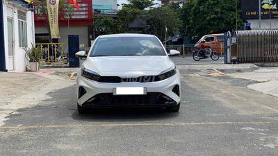 Kia K3 2024 Premium 2.0 AT - 4000 km