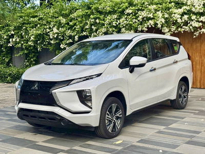 Xpander 1.5 MT mới số sàn lăn bánh - KM: 100% LPTB