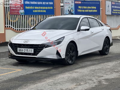 Xe Hyundai Elantra 1.6 AT Đặc biệt 2023
