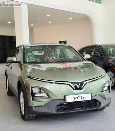 Xe VinFast VF6 Eco 2025