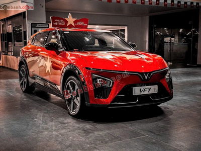 Xe VinFast VF7 Plus 2025