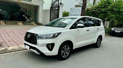 Toyota Innova 2021 2.0E - 98000 km