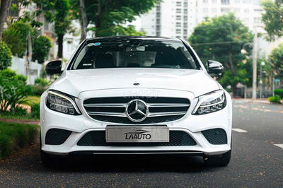 LONG ANH AUTO về Mercedes C200FL 2019