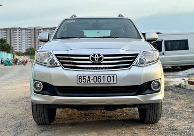 Fortuner xăng tự động 2013 mới 56.000km siêu đẹp