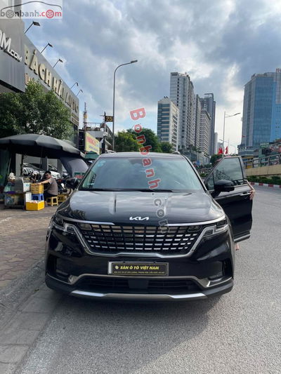 Xe Kia Carnival Signature 2.2D 2023