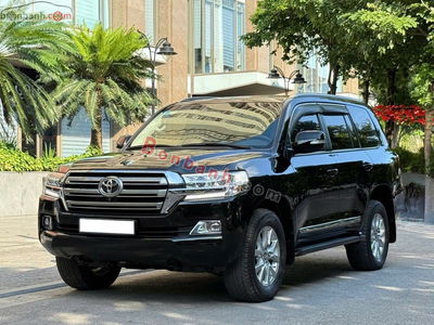 Xe Toyota Land Cruiser VX 4.6 V8 2019