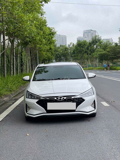 Elantra sản xuất 2019 AT bản 1.6 spot odo 8.3 vạn