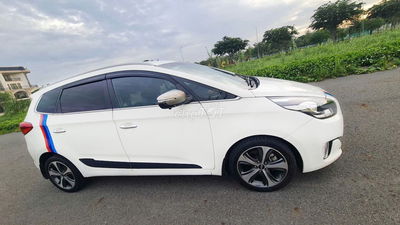 Bán xe gia đình đang xử dụng, lên nhiều đồ chơi
