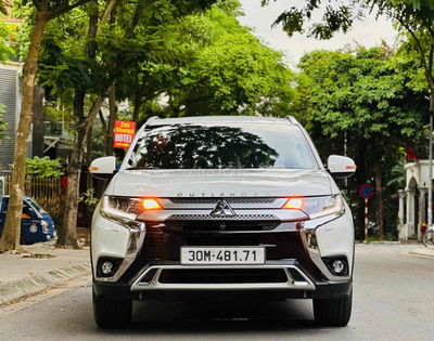 Mitsubishi Outlander 2021 2.0 CVT - 70000 km