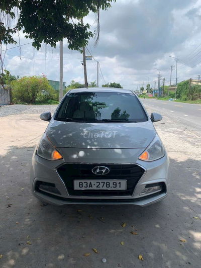 Hyundai I10 2020 Sedan 1.2 MT Base - 85000 km
