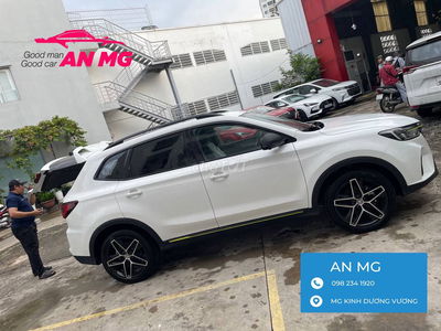 MG RX5 LUX vin24 Trả trước 160tr- Trắng Mới 100%