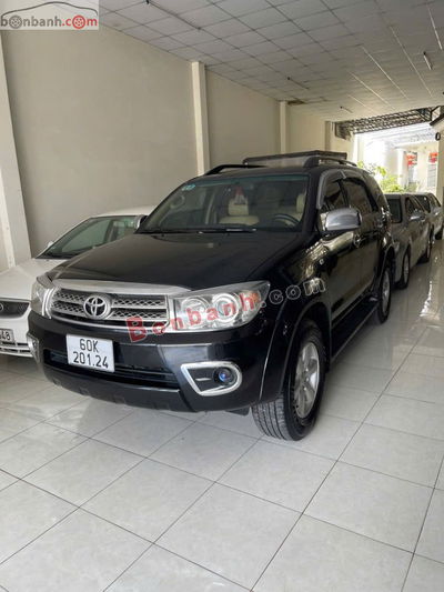 Xe Toyota Fortuner 2.5G 2010
