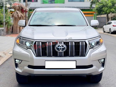 Xe Toyota Prado VX 2.7L 2020
