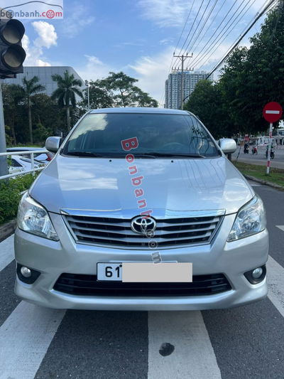 Xe Toyota Innova 2.0G 2013