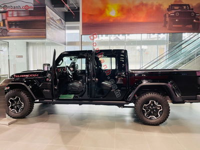 Xe Jeep Gladiator Rubicon 2022