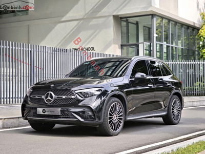 Xe Mercedes Benz GLC 300 4Matic 2023