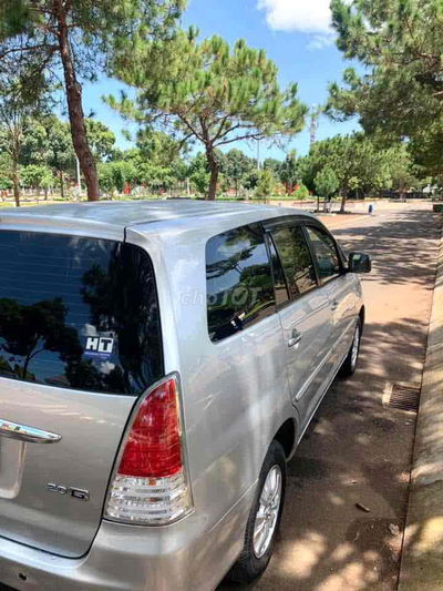 Toyota Innova 2011 G - 1 km