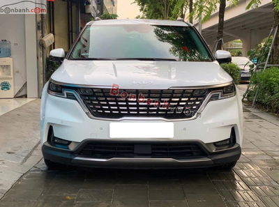 Xe Kia Carnival Signature 2.2D 2024