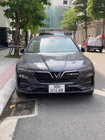 VinFast Lux A2.0 2022 A2.0 Tiêu chuẩn - 30000 km