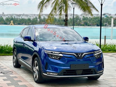 Xe VinFast VF8 Eco AWD 2023