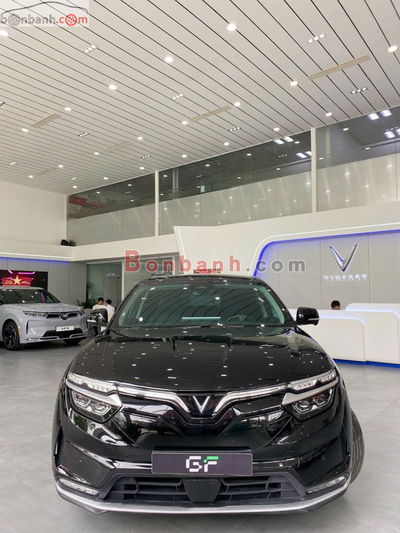 Xe VinFast VF8 Eco AWD 2024